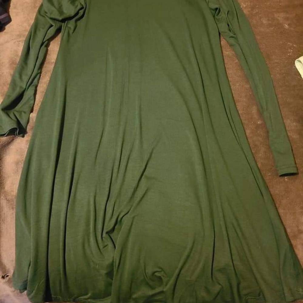 Shirts - Picture 13 of 13